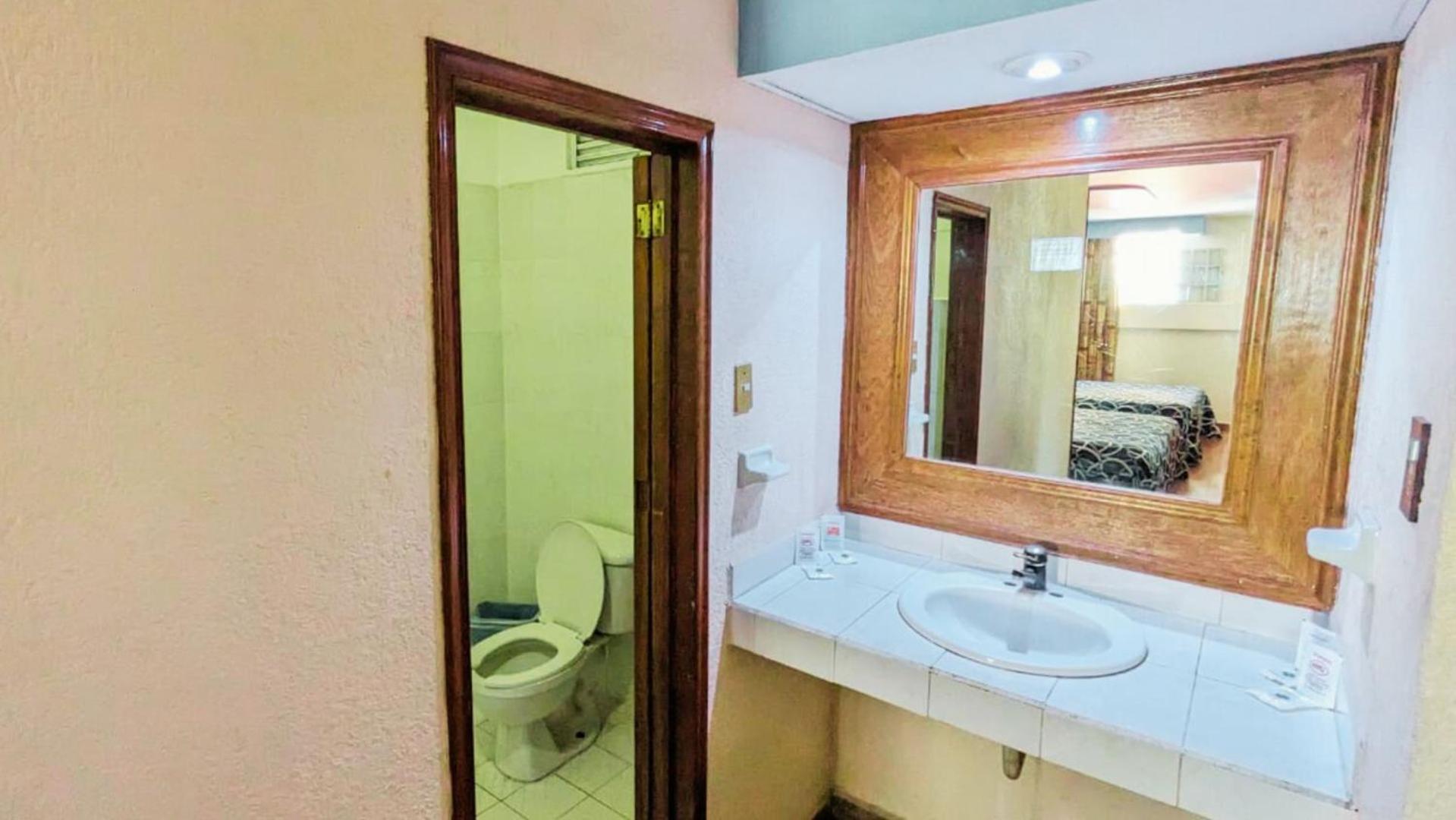 Hotel Plaza San Juan Kota Meksiko Bagian luar foto